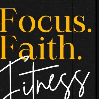 aishhhhhhhuu's profile picture. love god and love people 
med student ✌🏻