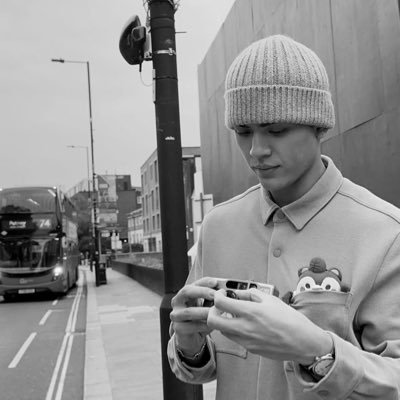 sh_shood2903's profile picture. I’m just girl who love #EXO & #JossGawin