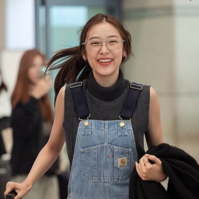 2eun419's profile picture. A