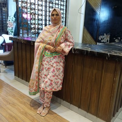 Farahja92022532's profile picture. 