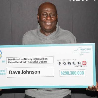 Davejohnson0423's profile picture. I'm Dave Johnson Powerball lottery winner of $298million.im giving out $30,000 to my first 1000 followers on Twitter. God bless America 🇺🇸