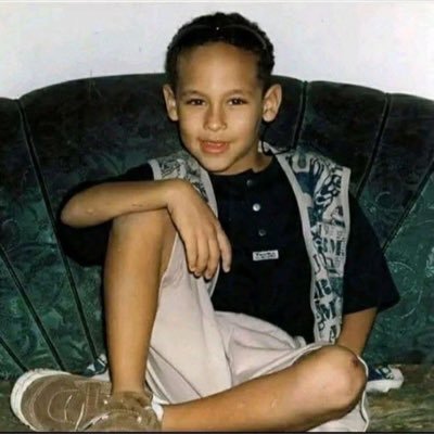 evanz__b's profile picture. cybersecurity analyst | Forex/crypto trader | Footballer ⚽️ | Realtor
