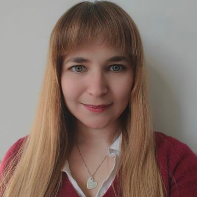 Carolina_R121's profile picture. 