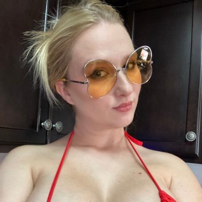 Bertram14947742's profile picture. ✧･ﾟ: * living my soft girl era *:･ﾟ✧