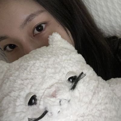 sqrstud's profile picture. 🏛️🌿🐾 future csr & esg consultant