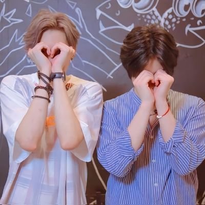 Kaeun_TT's profile picture. 🐱🐷❤️🩵🧛🏻‍♂️🌹
A newborn Broccoli.