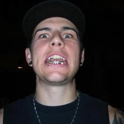 m0sesisapunk's profile picture. and the sky was made of amethyst