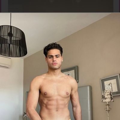 catalin1379645's profile picture. I am looking for a woman for a beautiful https://t.co/eYzltUSa1u number zangi is 8599373181