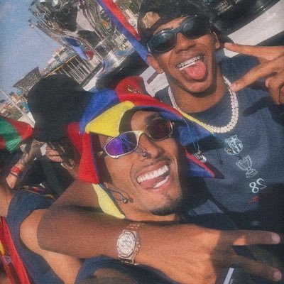 💙❤️
