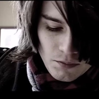 anorexic loser | 15 | he/him | 3dtwt | eng/deu