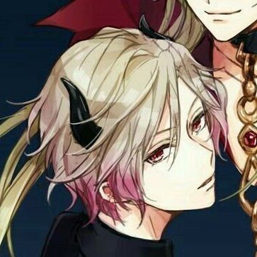 bokuosasoukoe's profile picture. or feather - i draw i dillydally  evil side: @passtehnirvana