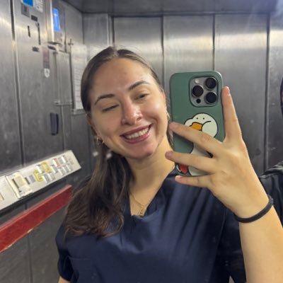 Edaayilmz1's profile picture. iücerrahpaşa|physio