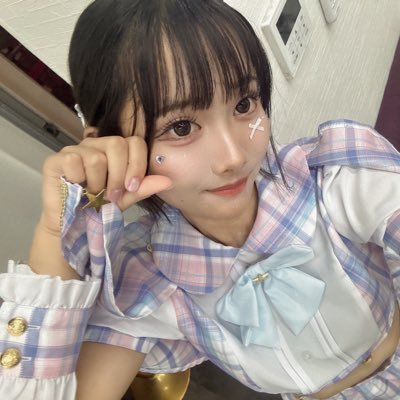chiyo_shira42's profile picture. @VIVE_2024 ／ 最年少、15歳👶🏻ྀི 白色🤍⬇️Tiktokは下の🔗