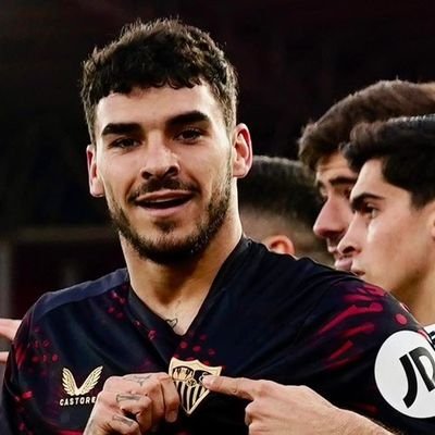 SevillistaPL's profile picture. Main: @centro_prawo | Kibic @SevillaFC | Sympatyk #ATMPL, bo czerwono-biali trzymają się razem ❤️🤍