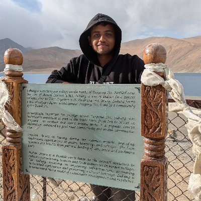 _praveet's profile picture. Creator at heart | Exploring code, Gen AI & consciousness | Developer, thinker & lifelong learner