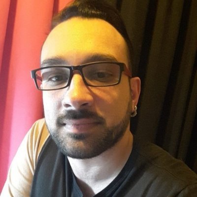 Mateo_Ediciones's profile picture. Editor y corrector literario. Me interesan las cosas que no se tocan. Voyeur tuiteril.