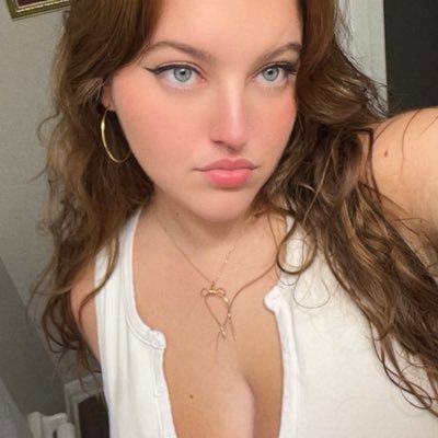 Hi! here for a good time and a long time, come join me 💕 https://t.co/V0KVz80bg4