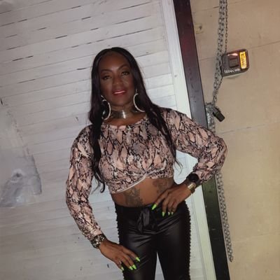 FiitChickNation's profile picture. #VoteBlue #Resister#BlueCrew#ProudDemocrat #Roevember,BlueWave 🌊#MentalHealth#BLM, Retired Navy, Fitness Trainer, 🚫DM,