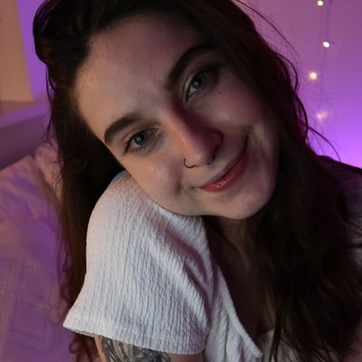 AliceW14355's profile picture. 