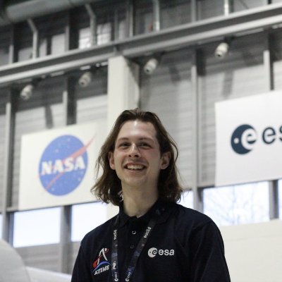 terranaut_1's profile picture. About sharing thoughts, asking silly questions and how to get to Mars🌍➿🔴