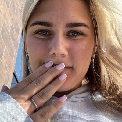 jamesalee7's profile picture. Sunshine mixed with a little bit of sass ☀️💋