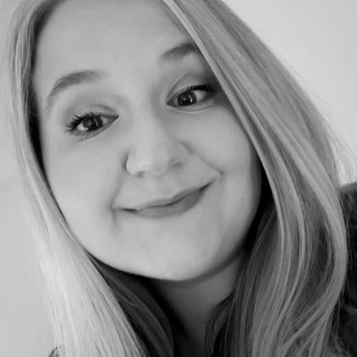 MsCoolComs's profile picture. 