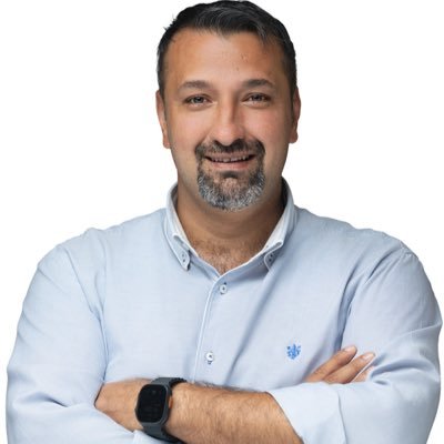 Urveakdogan's profile picture. 