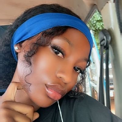 goat_taye's profile picture. I am Proud of Optician despensing Glass for patients to correct there Refractive Errors 😎😎