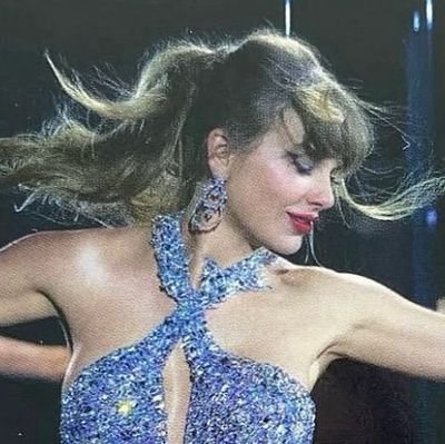 mkhnc_'s profile picture. Cosmic out now.