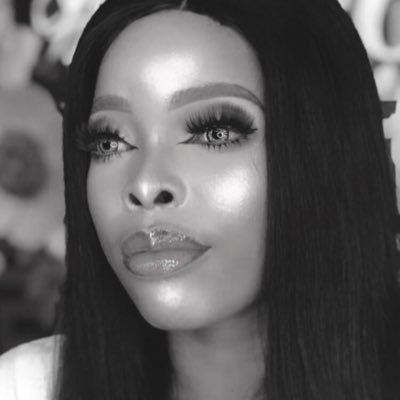 SayNicoleSlowly's profile picture. Ha na-asi na oku gbara Father I na-aju ma o gbakwara afuonu ya.