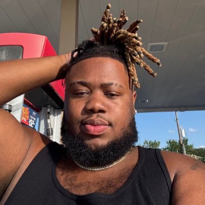 _donnjulioo's profile picture. him. FAMU ALUM 🎓🐍 HTX📍 donnjulioo0206 👻