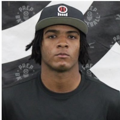 Leogiwa22's profile picture. Providence Academy 2027 |5”10, 190lbs| OF/UTL|Contact:giwaleo@gmail.com|612-618-8202|