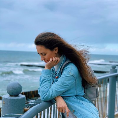 RealAmiyah's profile picture. Just a girl chasing sunsets in silk dresses. 🌅✨