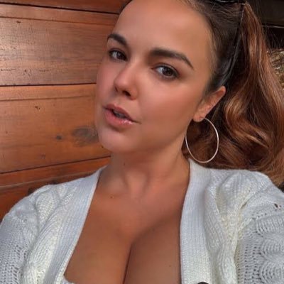 Sandra211091725's profile picture. 