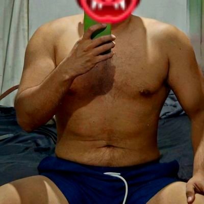 blackmonkey90's profile picture. Single 17 cm🍆, hetero. En busca de acompañar parejas en un buen ratonde diversion. Mty