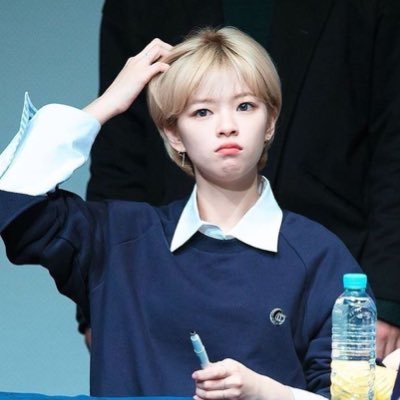 tisyw_1's profile picture. 여덕 학색원스/유지비, 나정러/최애는 정연이지만 올멤 좋아해요