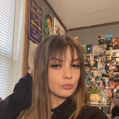 darknessgurl1's profile picture. me and meee 🤗🎎