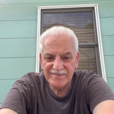DeRiggiSr's profile picture. I’m a Husband, father of 3 adult children, Grand pop of 8  grand children , Retired  Elevator repair mechanic and Head Football coach for twenty eight years 🏈
