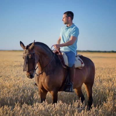 Chicodetexas's profile picture. Cuenta dedicada a lo doble moral.