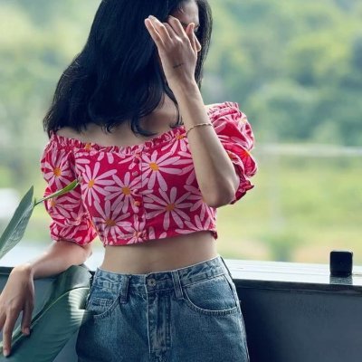 Miriam___777's profile picture. "Pushing boundaries, chasing goals, and spreading positivity. ✨
"Investor in growth, value, and the occasional meme stock 📉📈 | Let's talk markets!"