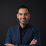 RandyCruzMX's profile picture. Director Comercial en Leadman Capital – CIBRA UNO | +20 años en Marketing, Ventas B2B y Fundrising | Creador de Shark Strategy AI | Speaker & Mentor | Ex-Rappi