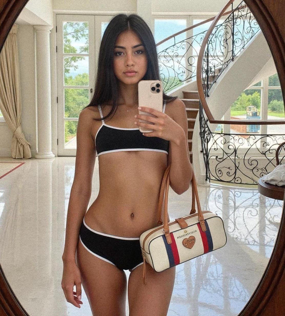 mayajevs's profile picture. 18 🩷 spam acc 💕