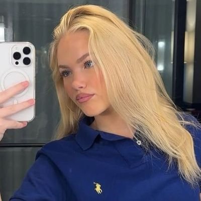 skyeklie's profile picture. ⠀ B.O.Y ( deluxe ) track 10
