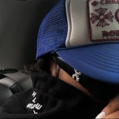cll27i's profile picture. Keep your negative vibes away from me