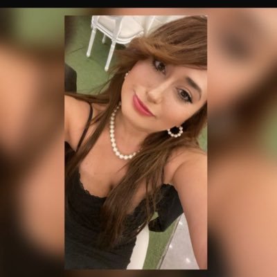 ebruarmaqan's profile picture. “Açar elbet birgün yeniden gönlümüzün çiçekleri”