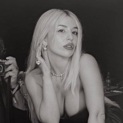 2011_alwayslm's profile picture. Don’t click Play Out Now🔥