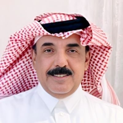 من لا استشارك لاتبدي له الشور.
ومن لايودك نور عينك فراقه