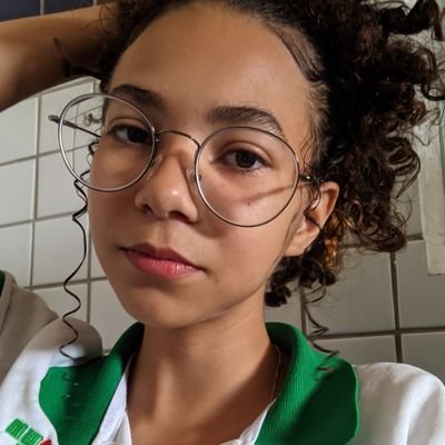 dellyyanne's profile picture. 🎧🎤🧶🖼️🖌️💌
insta: @crocheninho