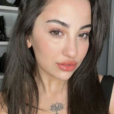 Helenajohn65578's profile picture. I love myself 🌹🥰😘
