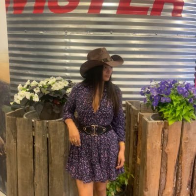 nottpaula's profile picture. No se tomen tan en serio mis tweets (ni Twitter)